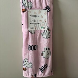 Hey Boo Pink Ghost Halloween Blanket throw NWT